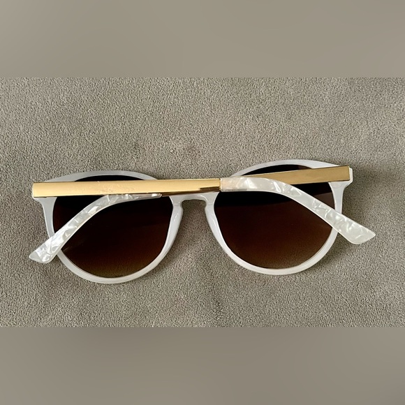 Marble frame sunglasses - Picture 2 of 3